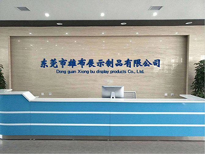 China acrylic table clock manufacturer